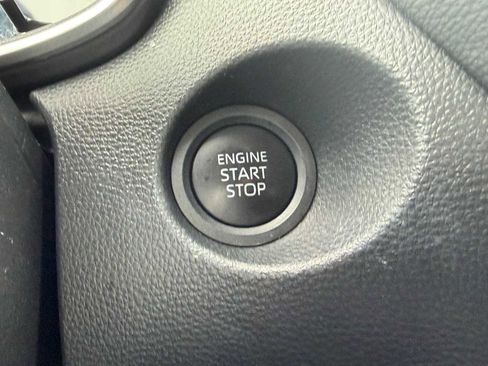 Used 2024 Toyota Corolla Cross XLE w/ Convenience Package FWD image 25