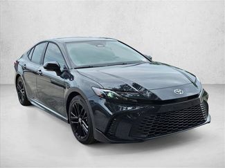Used 2026 Toyota Camry SE FWD video 3
