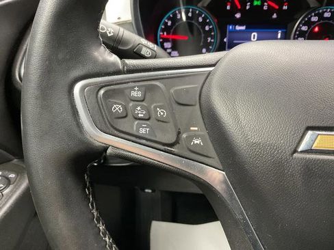 Used 2023 Chevrolet Equinox LT FWD image 19