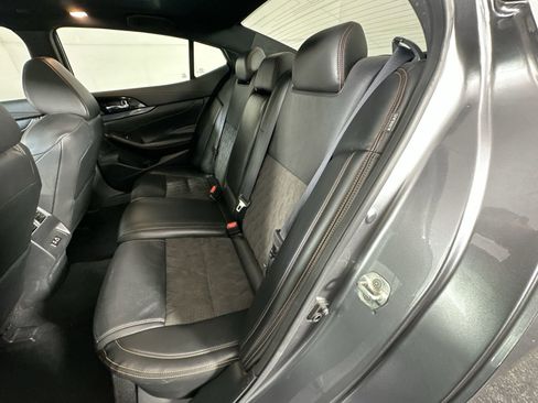 Certified 2023 Nissan Maxima SR w/ Sport Mat Group image 27