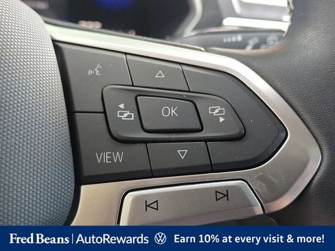 Certified 2023 Volkswagen Tiguan SE w/ Panoramic Sunroof Package AWD/4WD image 27