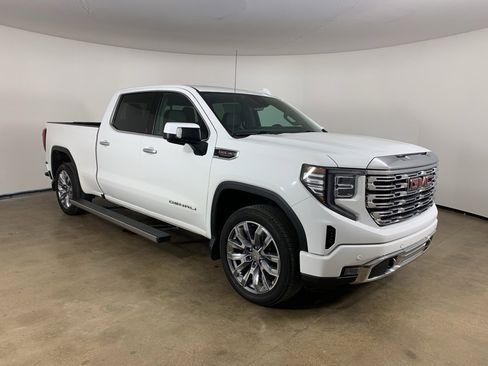 Used 2023 GMC Sierra 1500 Denali w/ Denali Reserve Package image 5