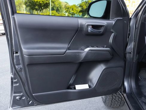 Certified 2023 Toyota Tacoma TRD Off-Road w/ Black Out Package (TMS) AWD/4WD image 14