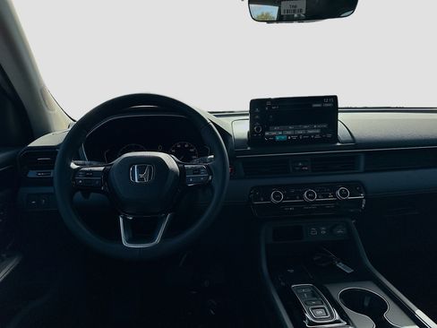New 2025 Honda Pilot EX-L image 17