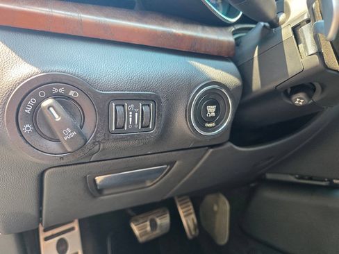 Used 2016 Maserati Quattroporte S Q4 AWD/4WD image 18