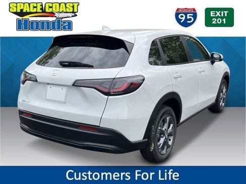 New 2026 Honda HR-V LX image 3