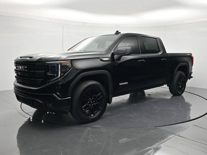 Used 2025 GMC Sierra 1500 Elevation