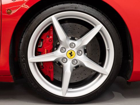 Certified 2017 Ferrari 488 Spider RWD image 23