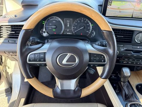 Used 2019 Lexus RX 450hL Premium w/ Premium Package AWD/4WD image 10
