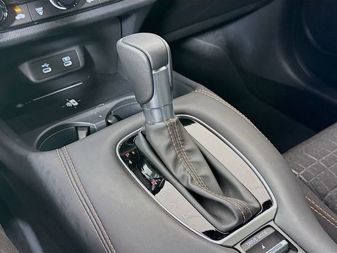 Used 2026 Honda HR-V Sport image 17