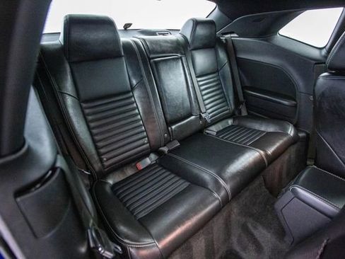 Used 2009 Dodge Challenger R/T image 23