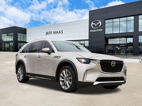 Certified 2025 MAZDA CX-90 3.3 Turbo w/ Premium Plus Pkg AWD/4WD image 4