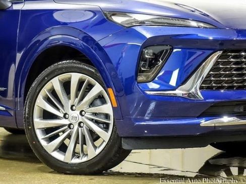 New 2026 Buick Envision Avenir image 2