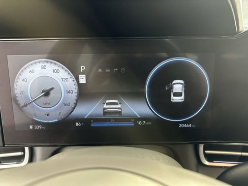 Used 2025 Hyundai Elantra SEL image 15