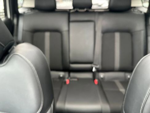 Used 2025 MAZDA CX-50 AWD 2.5 S w/ Premium Package image 25