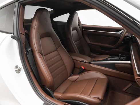 Certified 2026 Porsche 911 Carrera 4S AWD/4WD image 29