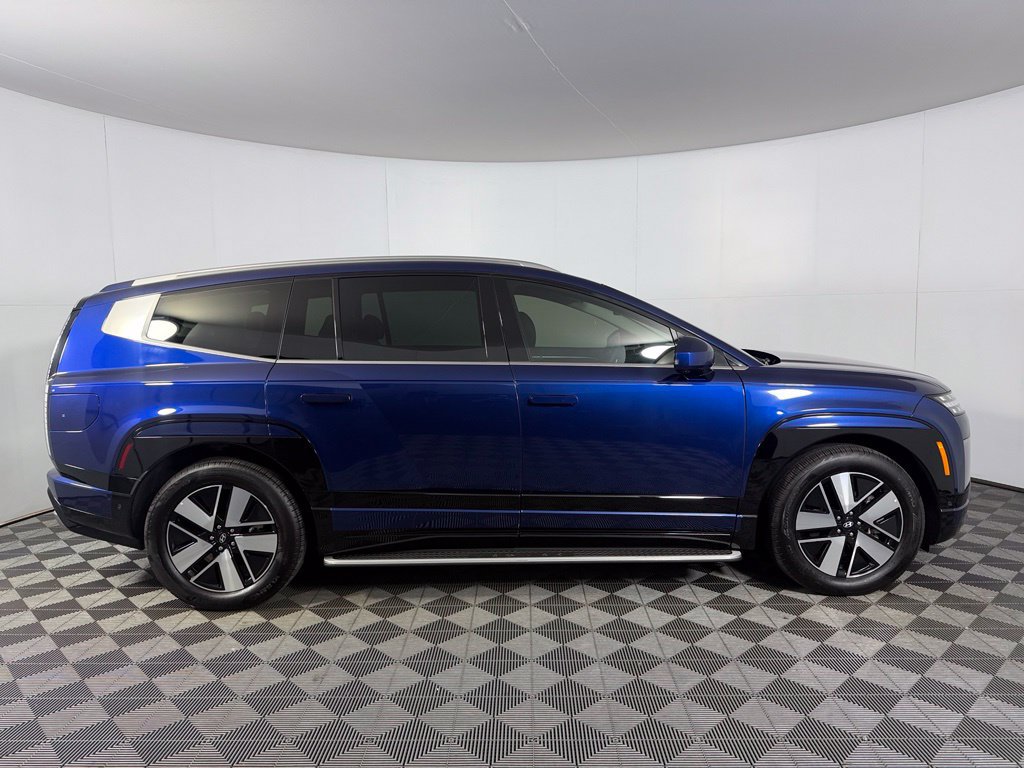 Used 2026 Hyundai Ioniq 9 SEL AWD/4WD image 5