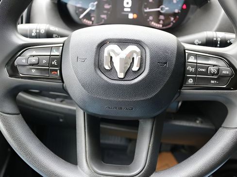 Used 2025 RAM ProMaster 2500 w/ Convenience Group FWD image 22