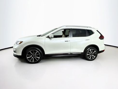 Used 2019 Nissan Rogue SL w/ Premium Package AWD/4WD image 4