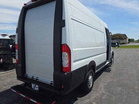 Used 2024 RAM ProMaster 3500 w/ Delivery Van Package image 9