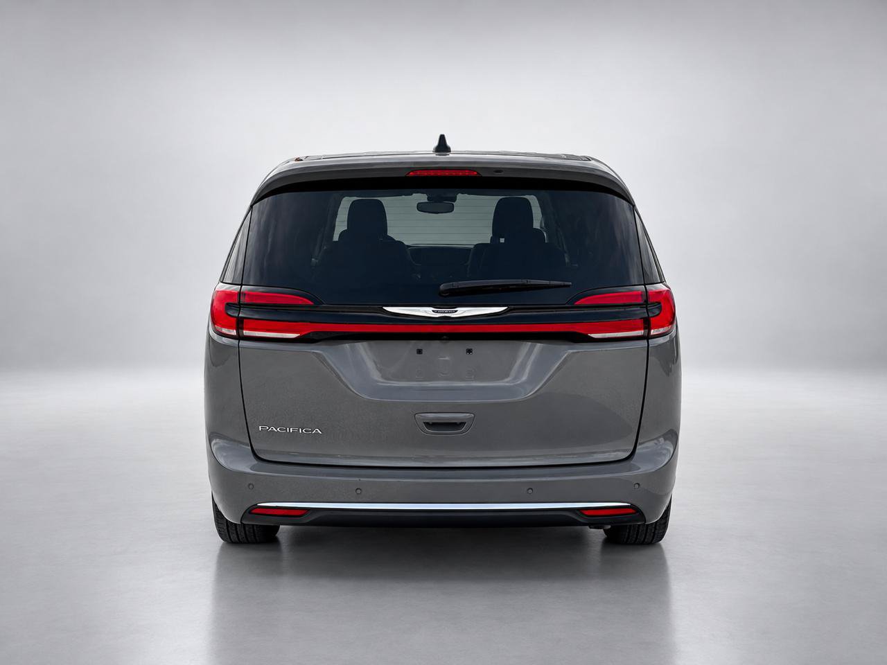 Used 2025 Chrysler Pacifica Select FWD image 4