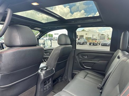 Used 2024 Nissan Titan PRO-4X w/ Pro-4x Convenience Package AWD/4WD image 30