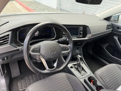 Used 2024 Volkswagen Jetta S FWD image 8