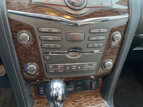 Used 2018 Nissan Armada SL w/ Premium Package image 18