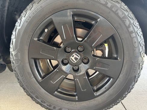 Used 2022 Honda Pilot TrailSport image 5