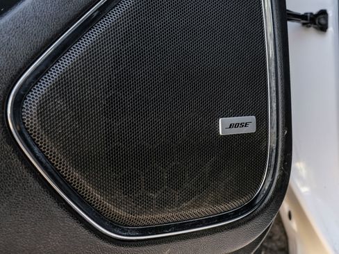 Used 2020 Chevrolet Suburban LT image 54