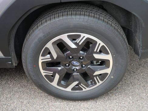Used 2026 Subaru Forester Premium AWD/4WD image 5