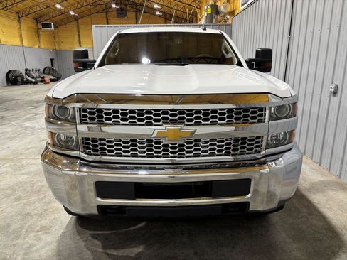 Used 2019 Chevrolet Silverado 2500 W/T AWD/4WD image 7