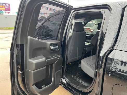 Used 2020 Chevrolet Silverado 1500 W/T w/ WT Fleet Convenience Package AWD/4WD image 18