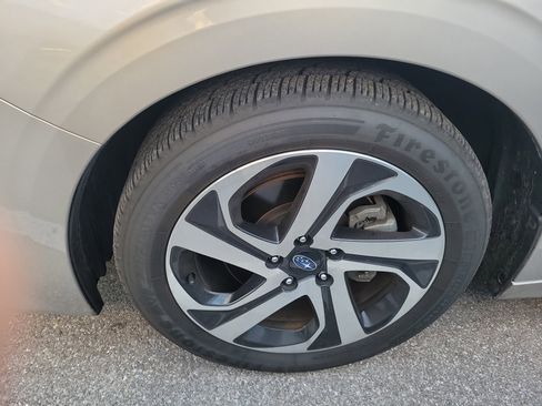 Used 2020 Subaru Legacy Limited image 5