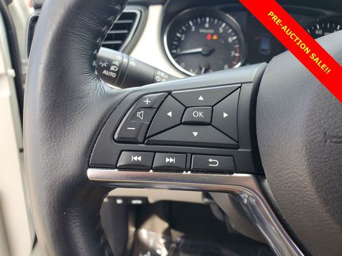 Used 2019 Nissan Rogue Sport SL w/ Premium Package image 24