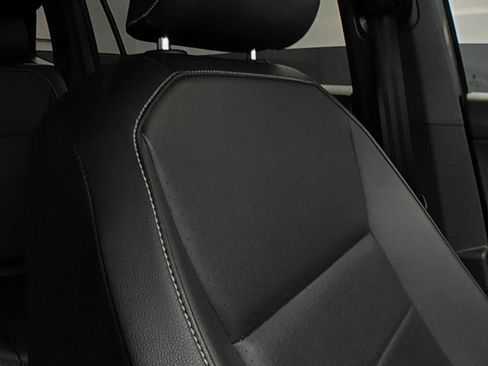 Used 2021 Volkswagen Tiguan SE R-Line image 23