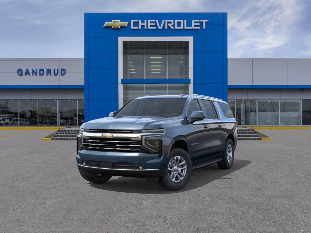 New 2026 Chevrolet Suburban LT w/ Comfort Package AWD/4WD image 8
