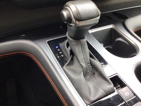 Used 2024 Toyota Sienna XSE FWD image 21