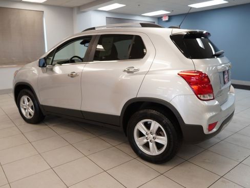 Used 2018 Chevrolet Trax LT w/ LT Convenience Package AWD/4WD image 7