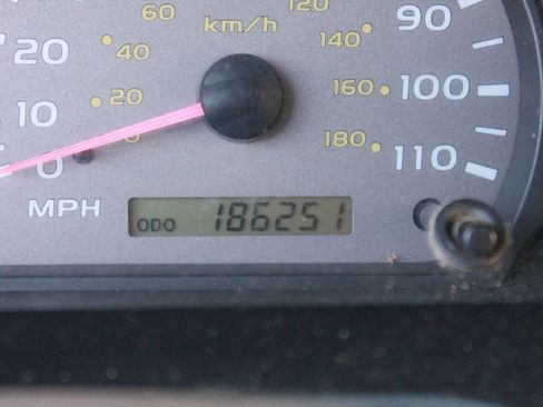 Used 2003 Toyota Sequoia Limited image 16