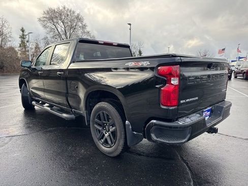 Used 2024 Chevrolet Silverado 1500 Custom image 4