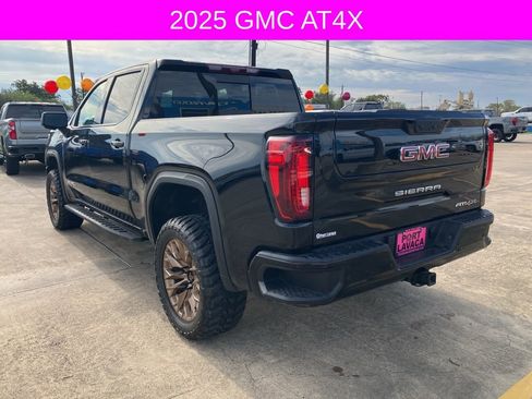 Used 2025 GMC Sierra 1500 AT4X image 5
