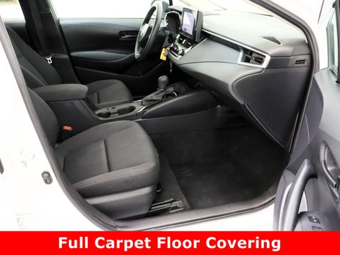 Used 2024 Toyota Corolla LE image 33