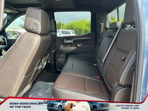 New 2026 GMC Sierra 1500 Denali w/ Denali Reserve Package image 11