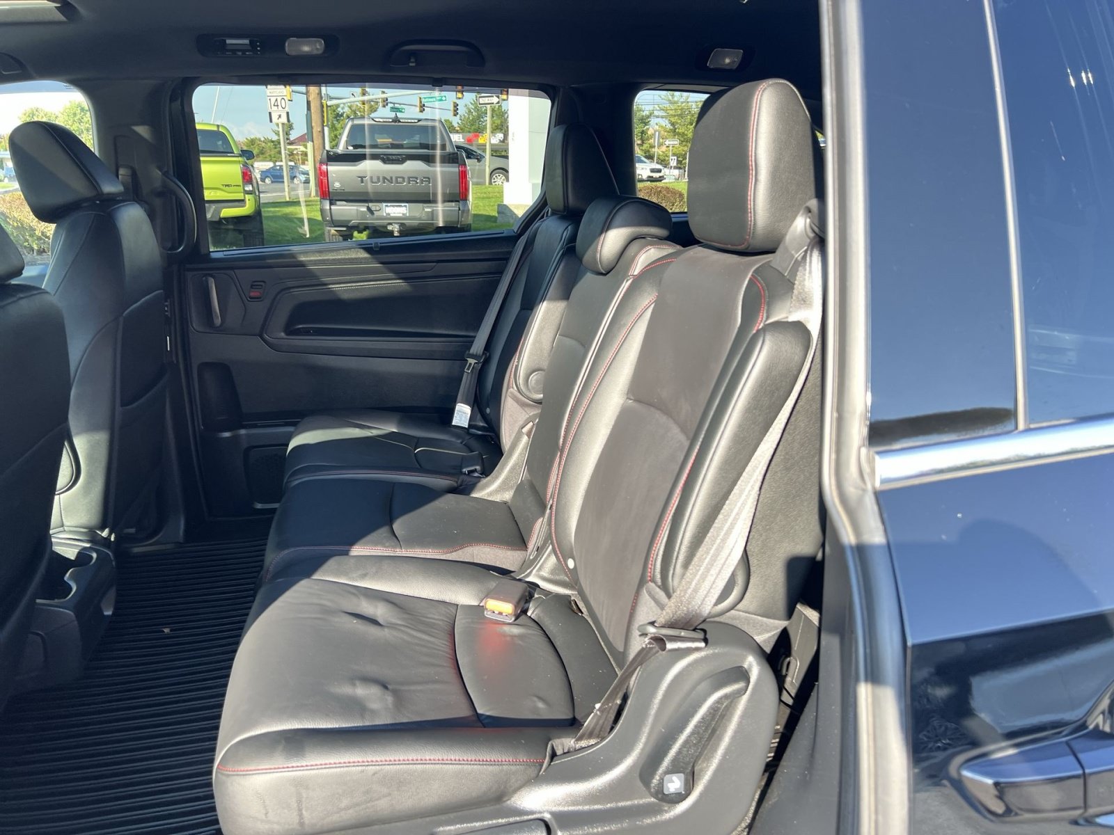 Used 2025 Honda Odyssey Sport-L image 24