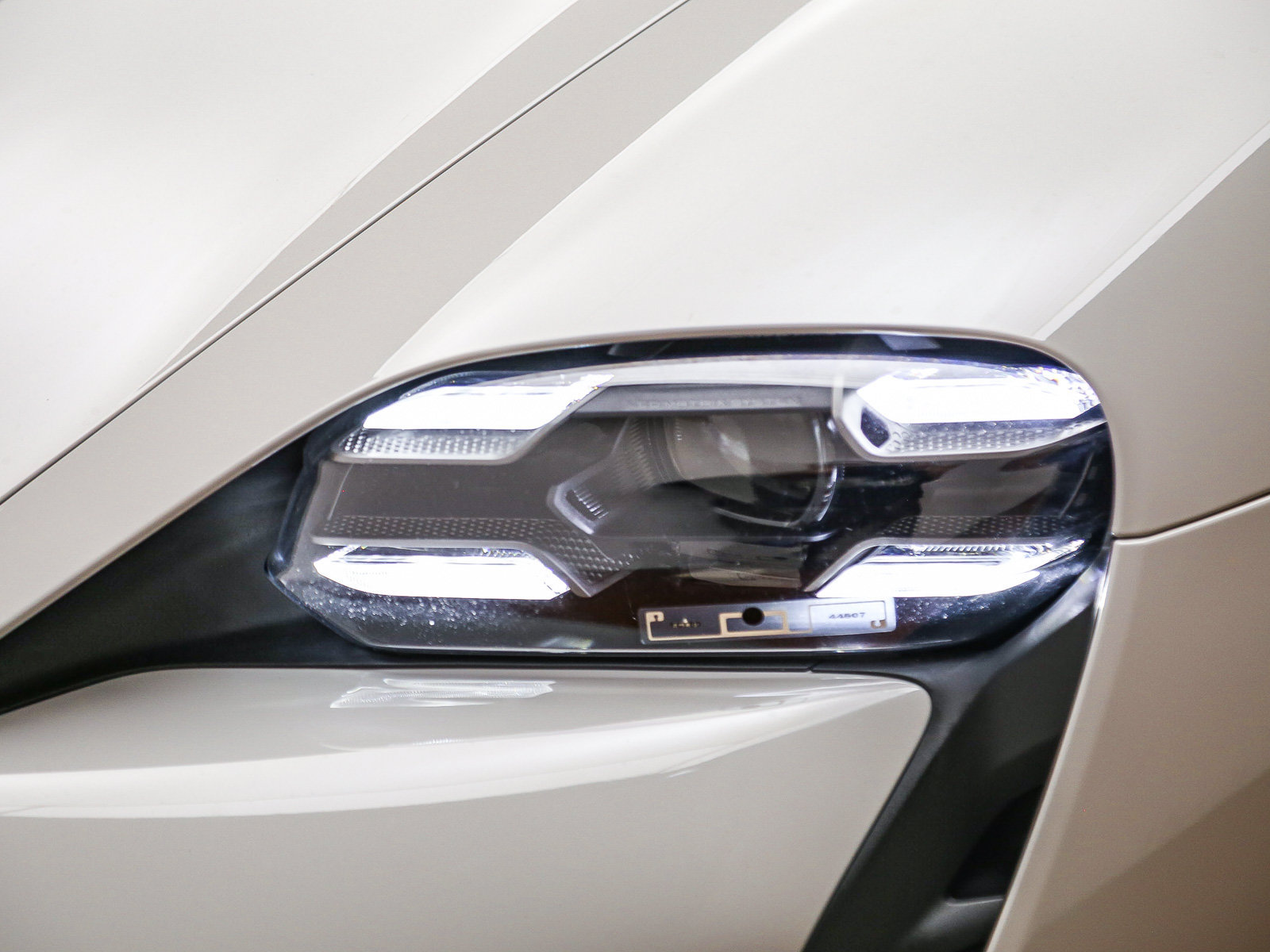 Certified 2022 Porsche Taycan 4S AWD/4WD image 11