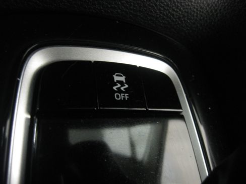 Used 2023 Toyota Corolla LE image 16