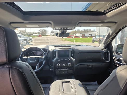 Used 2020 GMC Sierra 1500 Denali w/ Denali Ultimate Package AWD/4WD image 26
