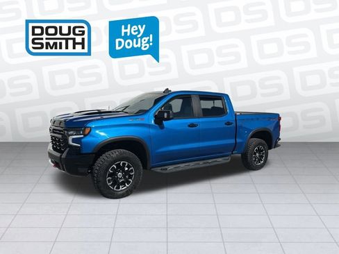 Used 2022 Chevrolet Silverado 1500 ZR2 w/ Technology Package AWD/4WD image 1