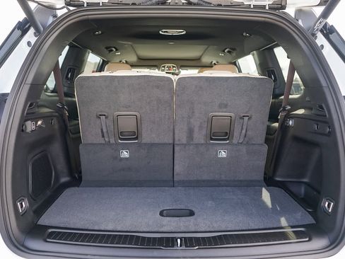 New 2026 Jeep Grand Cherokee L Limited image 11